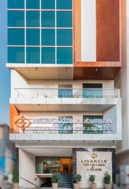 TGI-Livancia-The-Sojourn-entrance