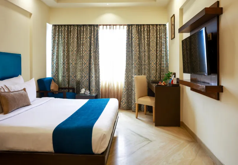 The-Fern-Residency-Bengaluru-room