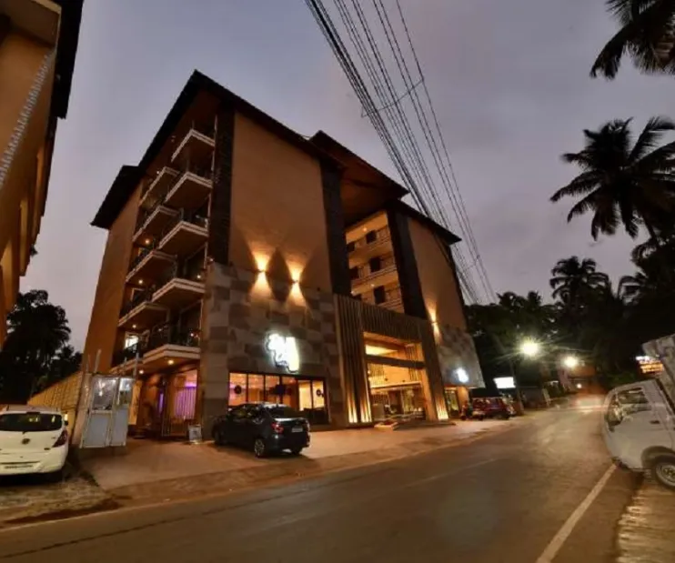 The-Fern-Residency-Calangute-entrance