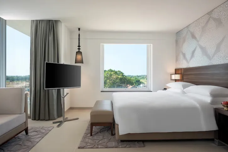 The-Residency-Towers-Rameswaram-large-king-suite