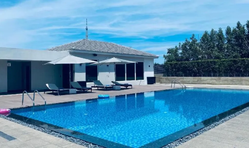 The-Residency-Towers-Rameswaram-swimmingpool