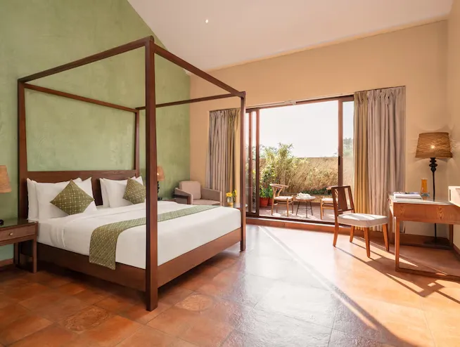 The-Summer-House-Pachmarhi-deluxe-verandah-room