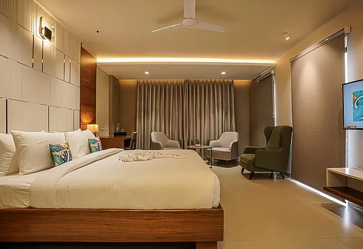 TreeHouse-Kambers-premium-king-bed-room