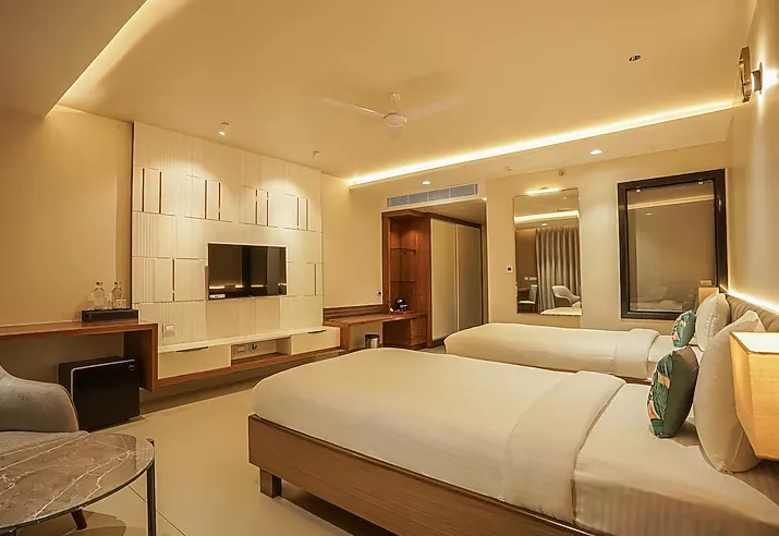 TreeHouse-Kambers-premium-twin-bed-room