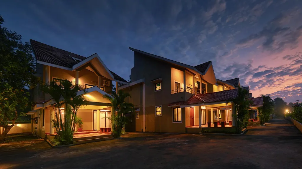 Treehouse-Blue-Colva-entrance