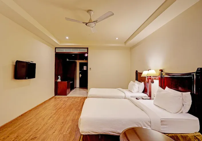 Dahabi-City-Mark-Hotel-Gurugram-super-deluxe-room