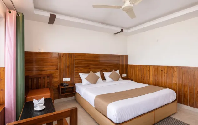 Hotel-forest-view-and-restaurant-mussoorie-room