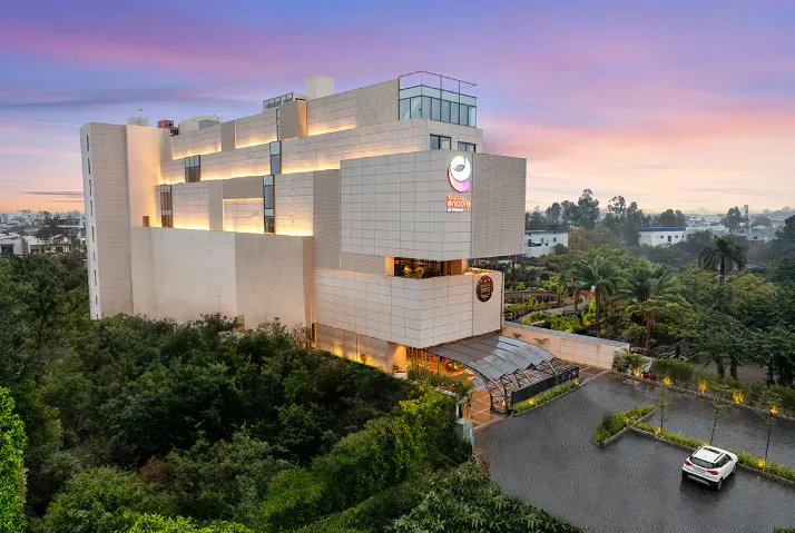 Ramada-Encore-by-Wyndham-Ambala-facade