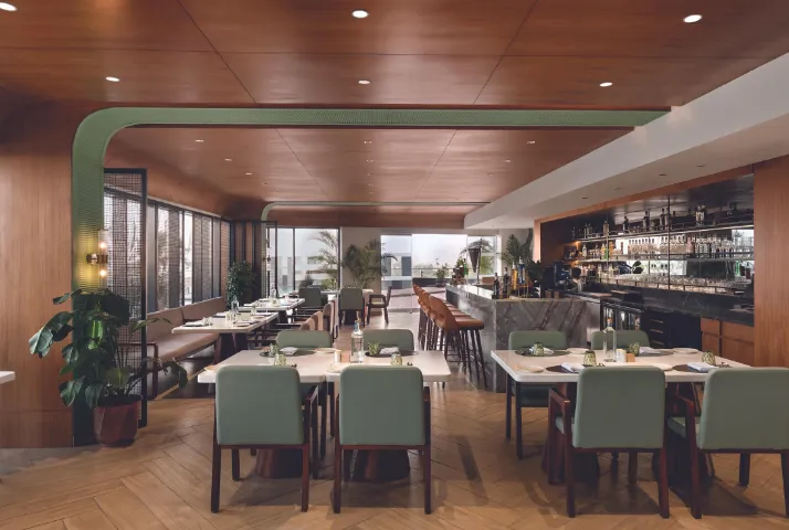 Ramada-Encore-by-Wyndham-restaurant