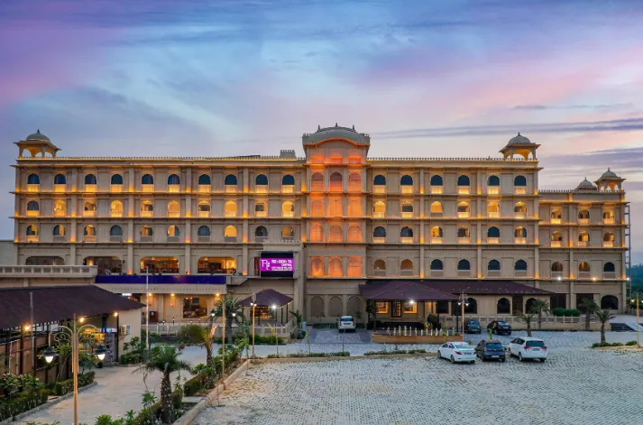 Regenta-City-Villas-Palace-facade