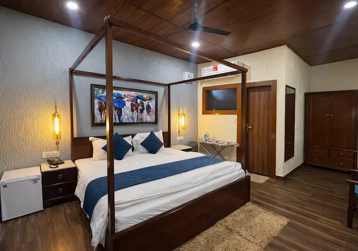 Shivjot-Farms-and-Resort-Panchkula-residential-suite