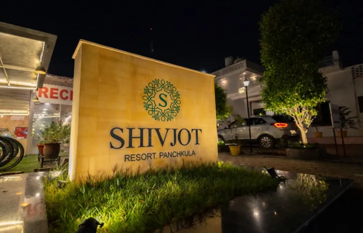 Shivjot-Farms-and-Resorts-Panchkula-facade