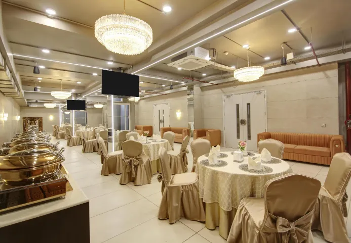 Stepstones-Hotelsand-Inn-Gurugram-restaurant