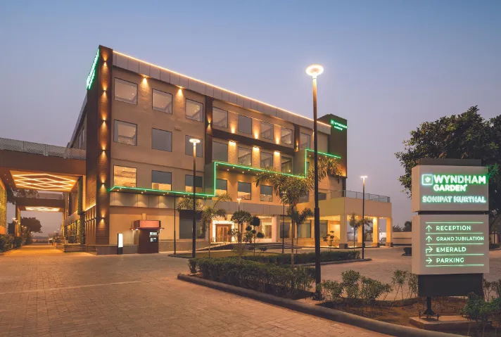 Wyndham-Garden-Murthal-facade