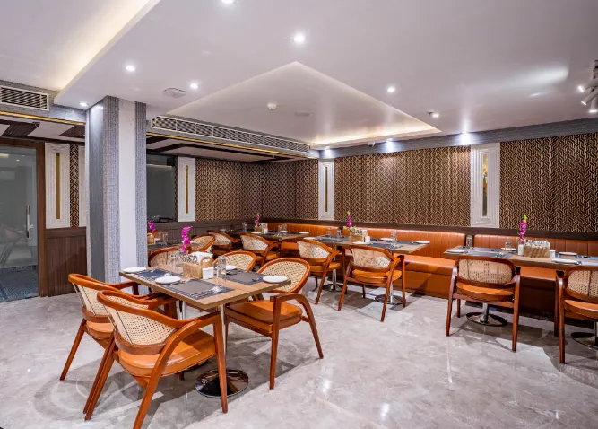 regenta-inn-gurugram-restaurant