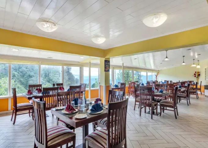 Club-Mahindra-Mussoorie-restaurant