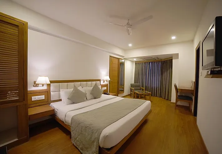 Country-Inn-Premier-Mussoorie-pacific-room