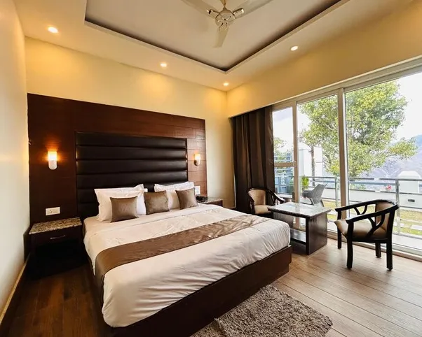 Hotel-JS-Inn-Mussoorie-premium-room