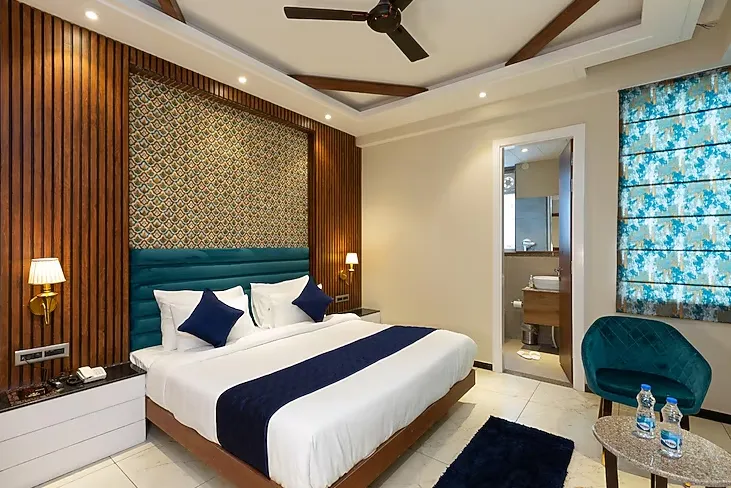 Hotel-LA-Eden-Mussoorie-deluxe-room