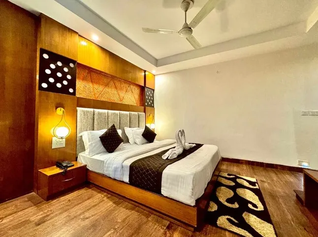 Hotel-the-Portrait-Mussorie-deluxe-room-nonview