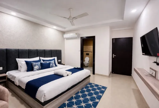 Hotel-LA-Costa-haridwar-room